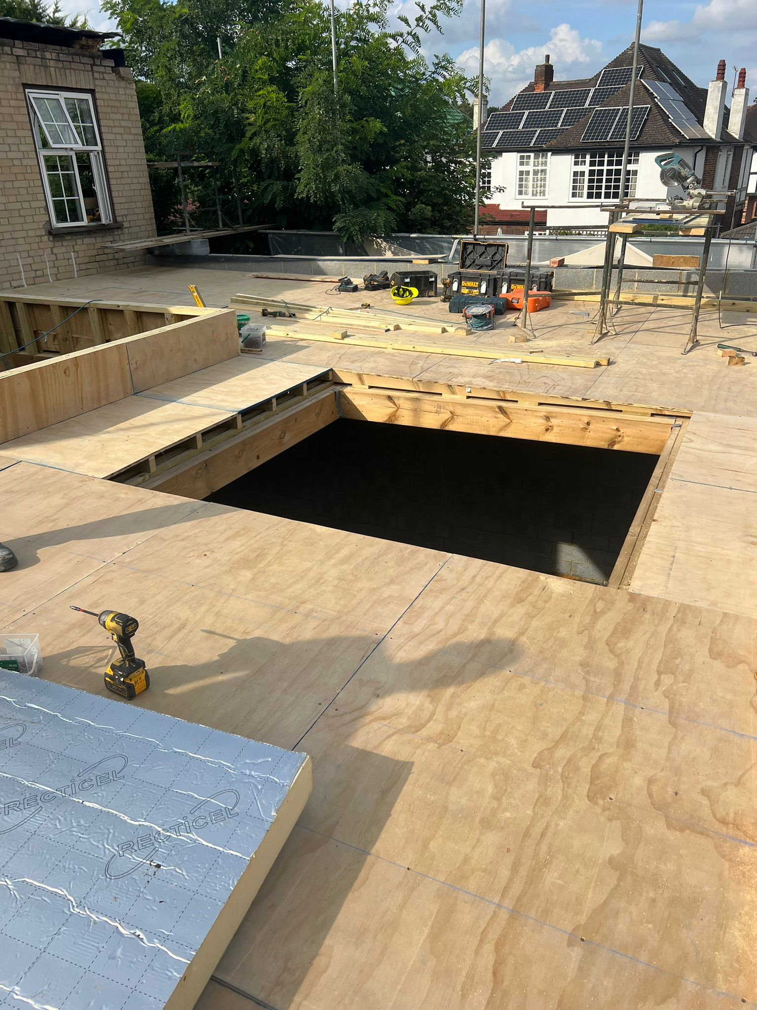 WhatsApp Image 2023-11-02 at 13.17.12 (4)